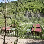 Lugina E Shengjergjit ,bujtinat *