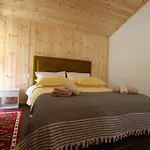 Lugina E Shengjergjit ,bujtinat تيرانا