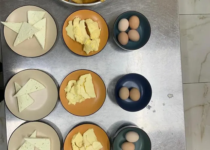 Lugina E Shengjergjit ,bujtinat