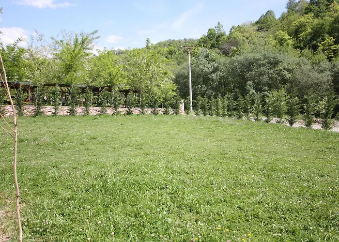 Jaktstuga Lugina E Shengjergjit ,bujtinat Tirana