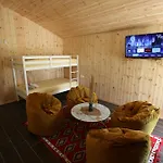 Lugina E Shengjergjit ,bujtinat *
