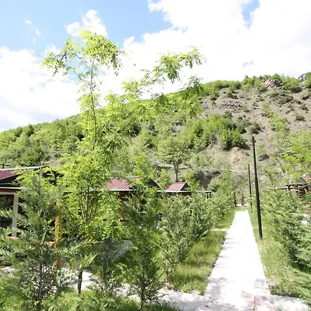 Lugina E Shengjergjit ,bujtinat