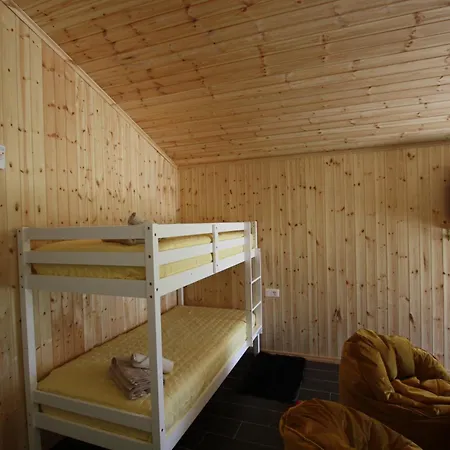 Lodge Lugina E Shengjergjit ,bujtinat Tirana