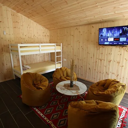 Lugina E Shengjergjit ,bujtinat *