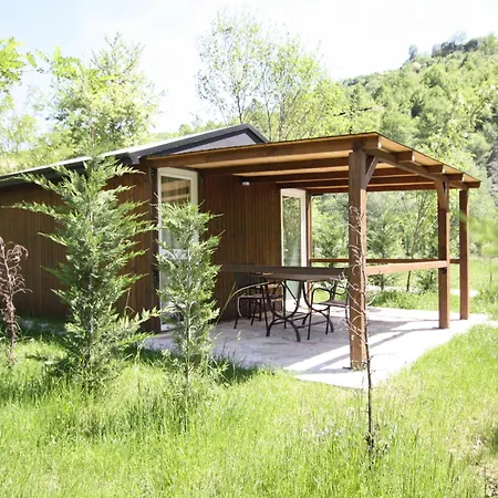 Lugina E Shengjergjit ,bujtinat *