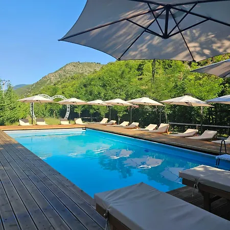 Lodge Lugina E Shengjergjit ,bujtinat Tirana