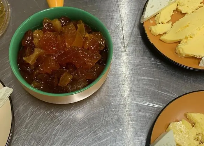 Lodge Lugina E Shengjergjit ,bujtinat