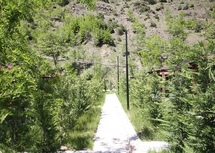 Lugina E Shengjergjit ,bujtinat *