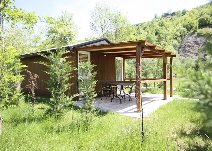 Lugina E Shengjergjit ,bujtinat *